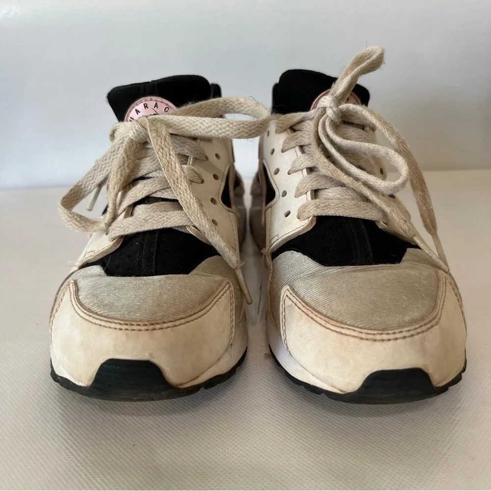 Nike huarache sneakers